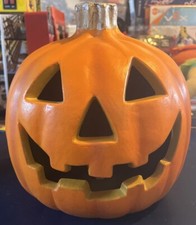 Vintage Hard Plastic Lighted Halloween Jack O  Lantern.   . Works Perfectly. Boo
