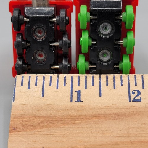 Thomas the Train Henry James Tenders Druckguss Take & Play Freunde Posten x2 magnetisch - Bild 17 von 17