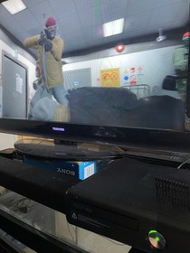 Microsoft Xbox 360 S Console  250GB  Model 1439 w/ Power Supply Controller Teste