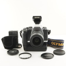 12,183 Shots OLYMPUS OM-D E-M5 Silver 12-50mm Accessories from Japan 10810