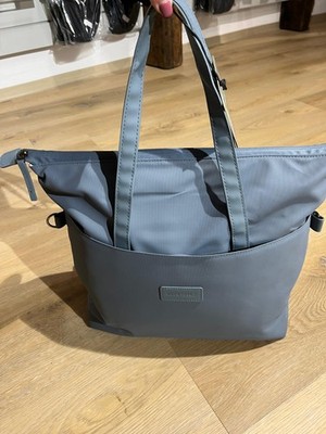 BASIL Schultertasche ''Manhatten'', Volumen 12l, wasserdichtes (IPX3), recyceltes