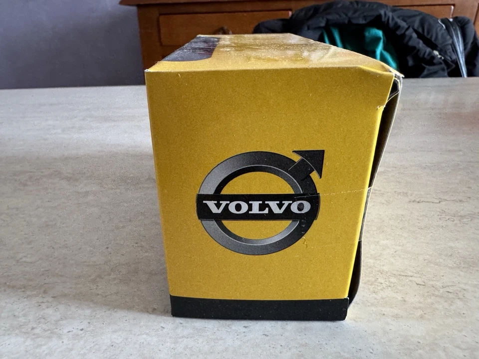 MEZZO DA LAVORO STRADALE CAMION RIBALTABILE VOLVO 1:87 NUOVO BOX DA COLLEZIONE - Immagine 3 di 4