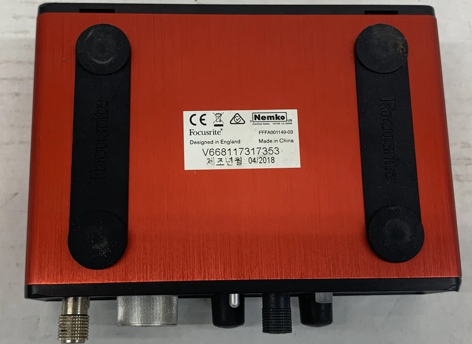 Focusrite Scarlett Solo 2nd Gen USB Audio Interface with USB Cable - NICE - Image 4 of 4