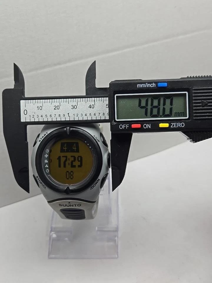 Reloj cronógrafo alarma baro brújula esquí snowboard Suunto S6 vintage para hombre batería nueva Foto 4 de 4