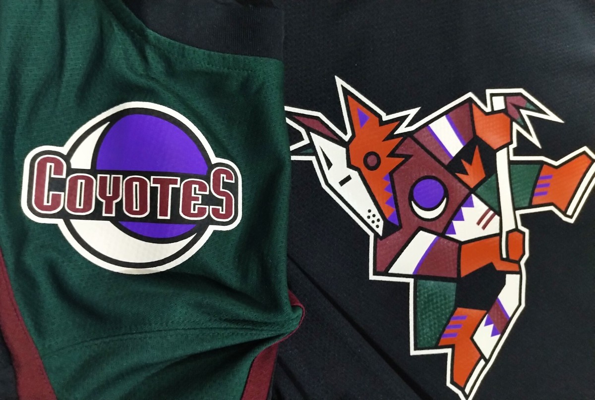 RETRO-NWT-YOUTH-S/M LOGAN COOLEY PHOENIX COYOTES FANATICS