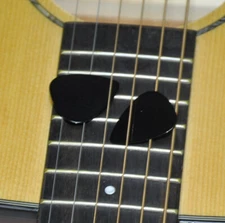 100 pcs 0.71mm Medium Guitar Picks Plectrums Celluloid No Print Solid Black