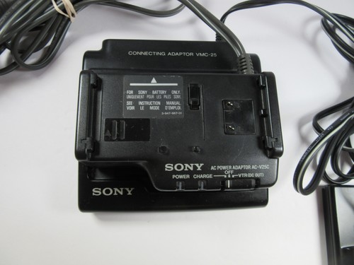SONY HANDYCAM CCD-TRV11 8MM VIDEO8 CAMCORDER VCR PLAYER BUNDLE - Picture 6 of 16