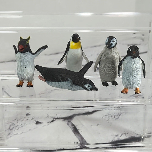Penguins Vintage K&M Animal figures Sealife Lot of 5