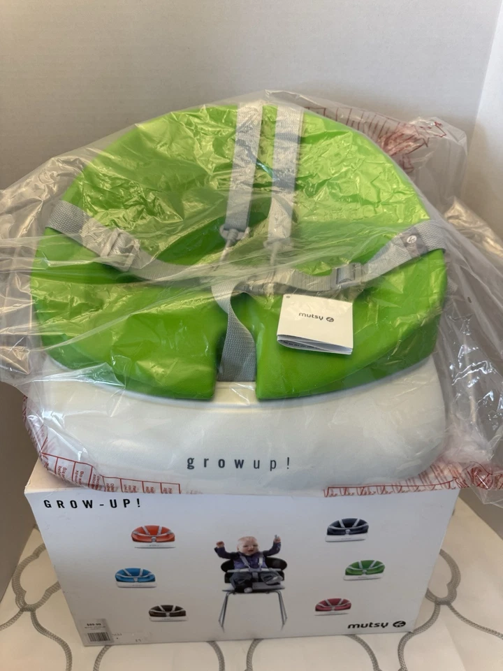 Mutsy 长大了! 幼儿椅石灰绿色全新带盒 — 第 2/3 张图片