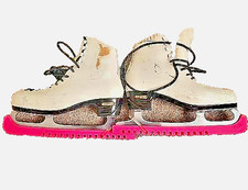 Pattini da ghiaccio a figura bianca Risport con lame e protezioni rosa - usati