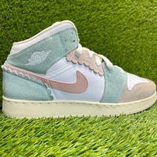 Nike Air Jordan 1 Mid Scalloped Edge Girls Size 7Y Pink Athletic Shoes Sneakers