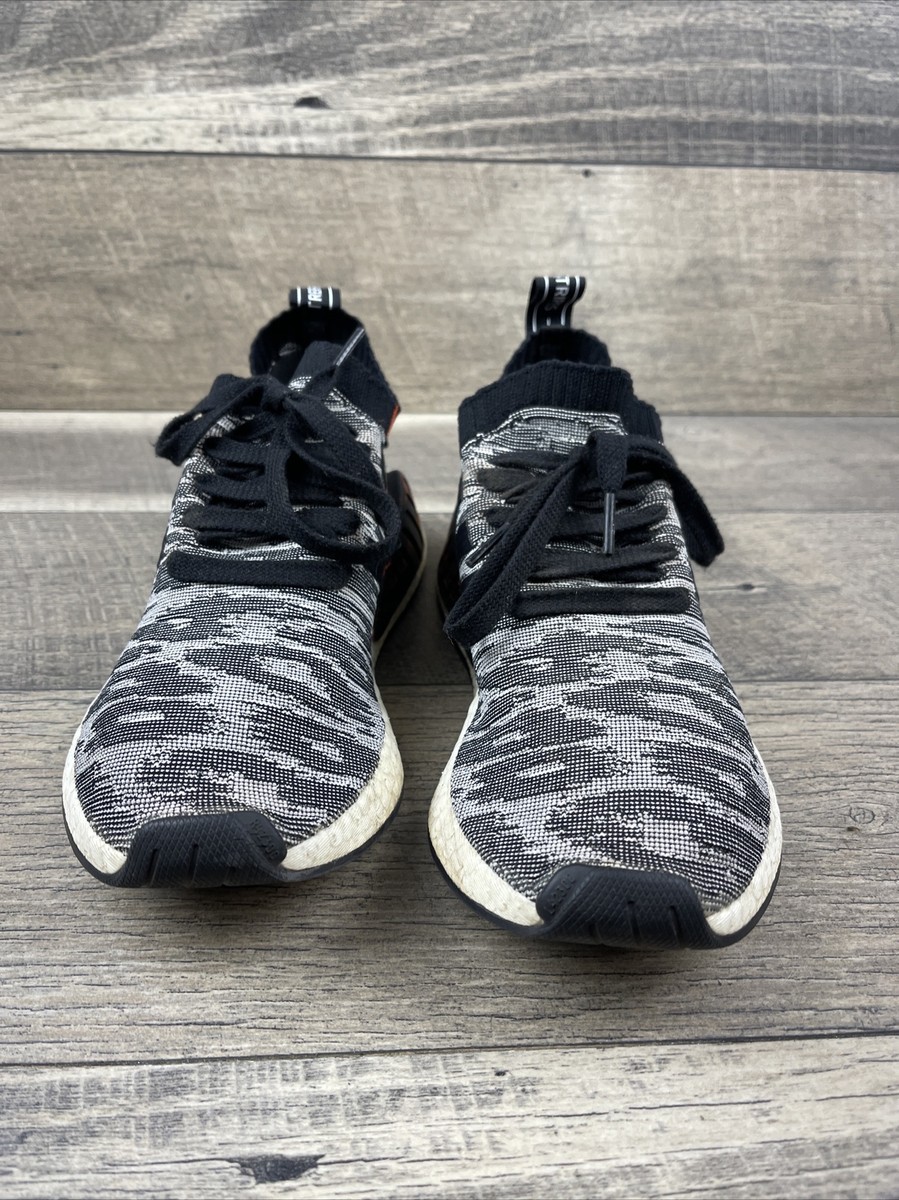 adidas gazelle silver green womens Adidas NMD R2 Primeknit Black White Future Harvest