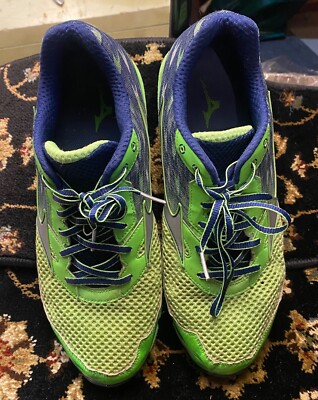 Mizuno Wave  Hayate 2 sneakers Green size 11