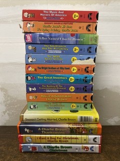 Peanuts Charlie Brown VHS Lot 14 Tapes Christmas Thanksgiving Snoopy Rare