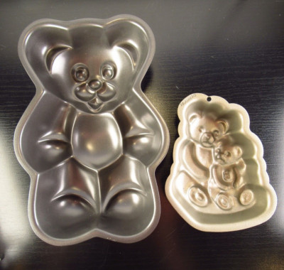 2 Vintage German Teddy Bear Metal Dough Cake Molds Stadter Baking