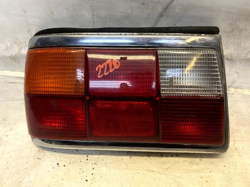 BMW 5er E12 Rücklicht Heckleuchte hinten links 226101