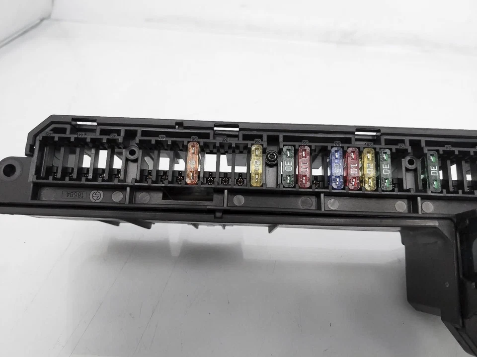 BMW 525I 2004-2007 cabina delantera interior caja de distribución de fusibles 61-14-6-932-452 Foto 4 de 4