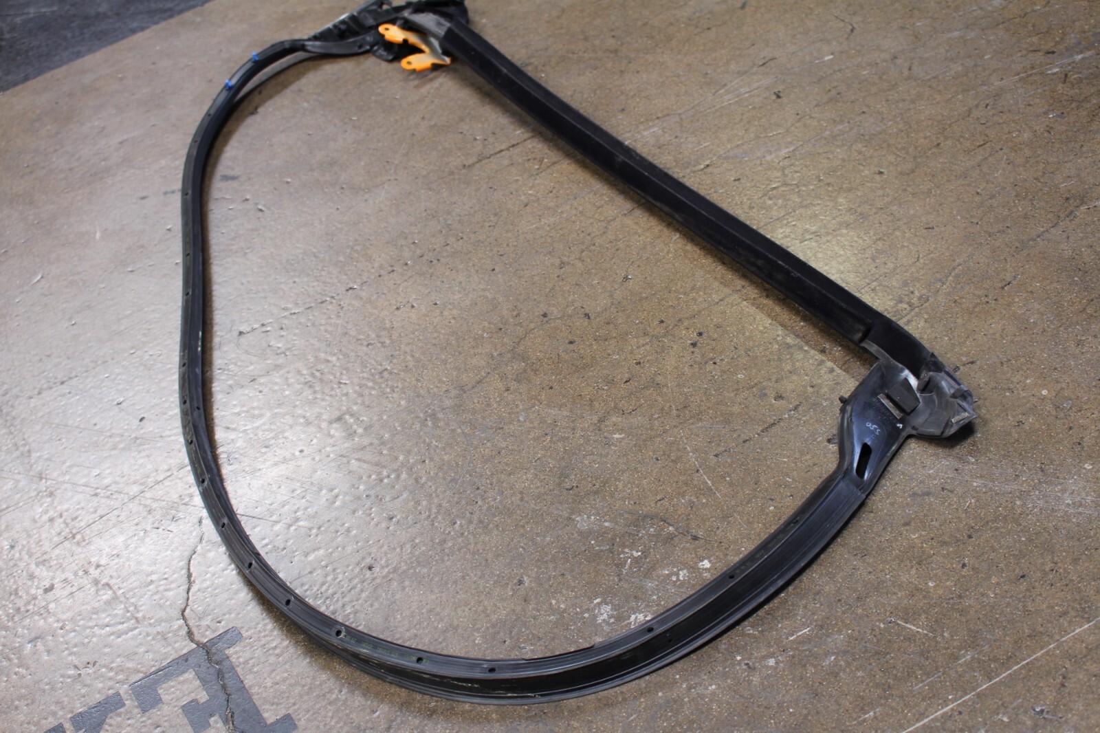 Lamborghini Gallardo Spyder, RH, Right, Door Moulding, Used, P/N 407837912A