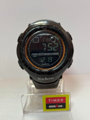 SUUNTO VECTOR デジタル腕時計 オレンジ/ブラック Suunto Vector Black Orange Digital Watch - Pre-Owned, Fully