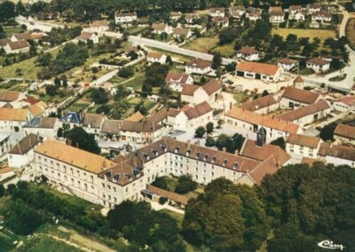 MONTMIRAIL DAS KLOSTER