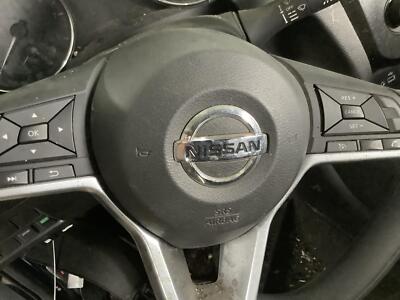 Used Steering Wheel Air Bag fits: 2020 Nissan Rogue sport front driver wheel Gra