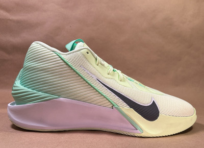 Nike GT Jump Academy Basketball Shoes, New! Men's 9