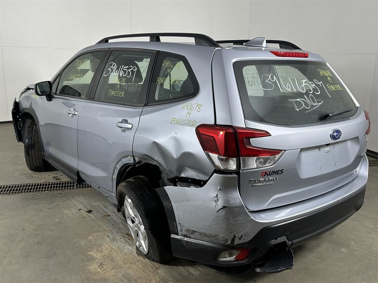 Passenger Front Door Electric Automatic Down Only Fits 19-24 FORESTER 2691272