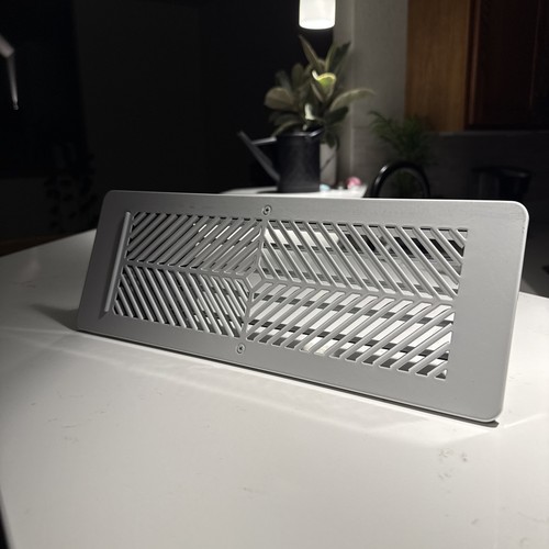 Flair smart vent 4x12, white, used, working, no blemishes