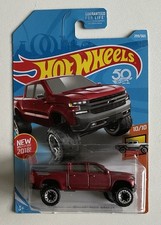 HOT WHEELS HOT TRUCKS  19 CHEVY SILVERADO TRAIL BOSS LT RED 299/365