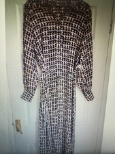 M&S Size 18 Lilac, Cream + Black Print Long Sleeved Shirtwaister MIDI Dress.