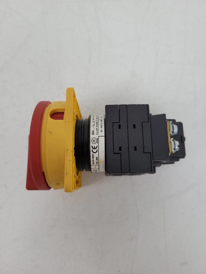 T0-2-1 Moeller 2 Position On Off Switch 16 Amp 600V - Next Day Option - Image 3 of 4