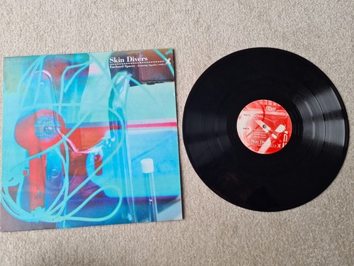 Skin Divers – Enclosed Spaces (Aquasky Remix) VG+