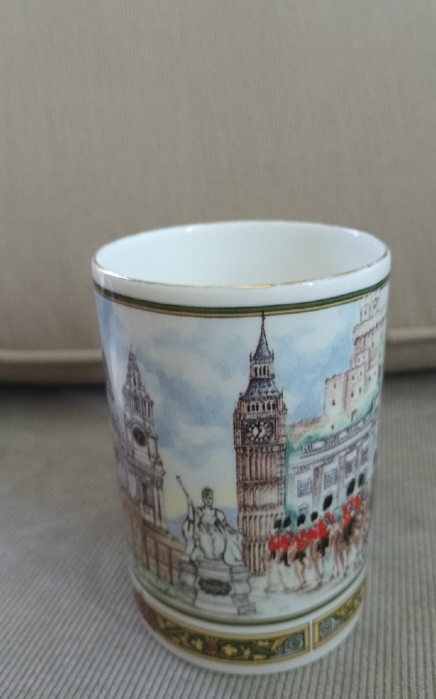 James Sadler London Scene Coffee Mug or Tea Cup Bone China Changing of The Guard eBay