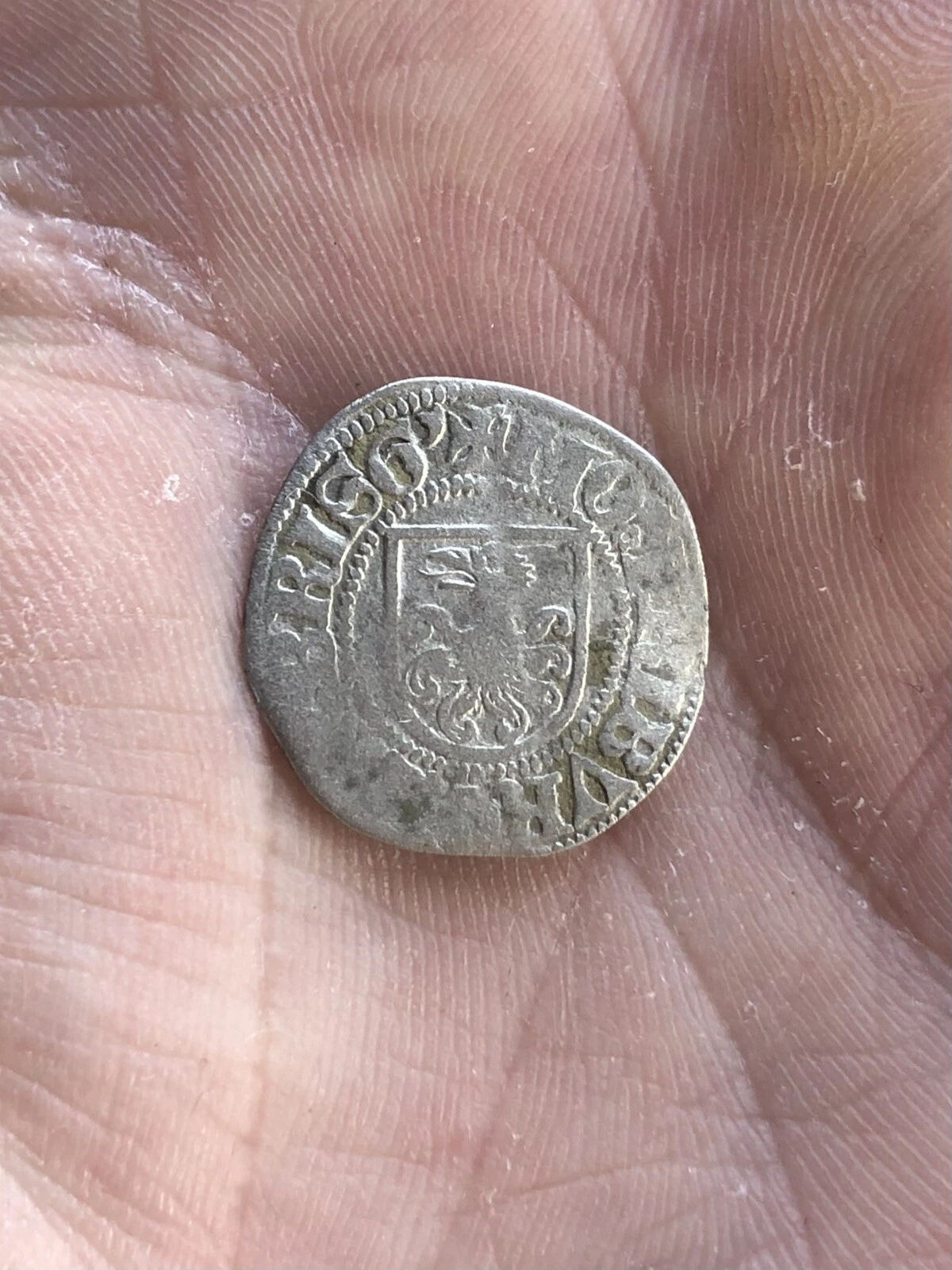 Belle monnaie médiévale /féodale,argent - Photo 1/5