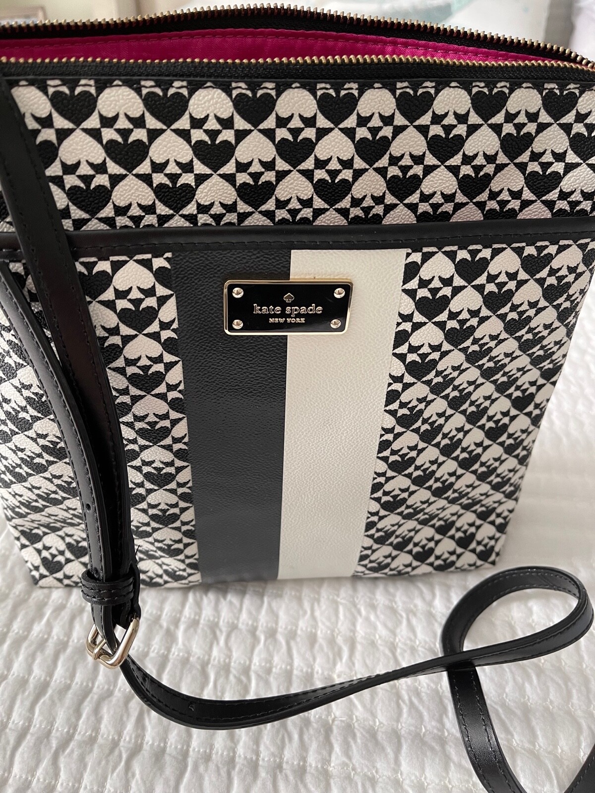 KATE SPADE BLACK/WHITE COATED CANVAS CROSSBODY Gem
