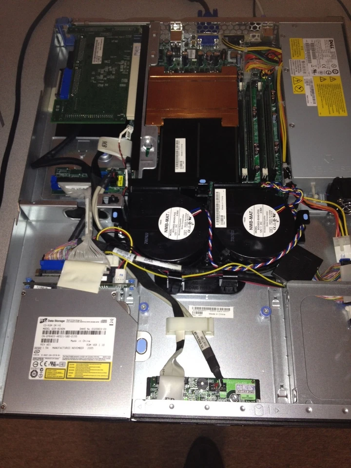 Dell PowerEdge 850 Pentium D 2.8GHz 64 bits 2GB ,80gb hdd - Image 2 of 2