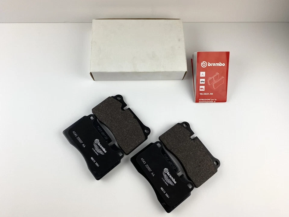 Комплект задних тормозных колодок Aston Martin Rapide - подлинный - Изображение 2 из 4