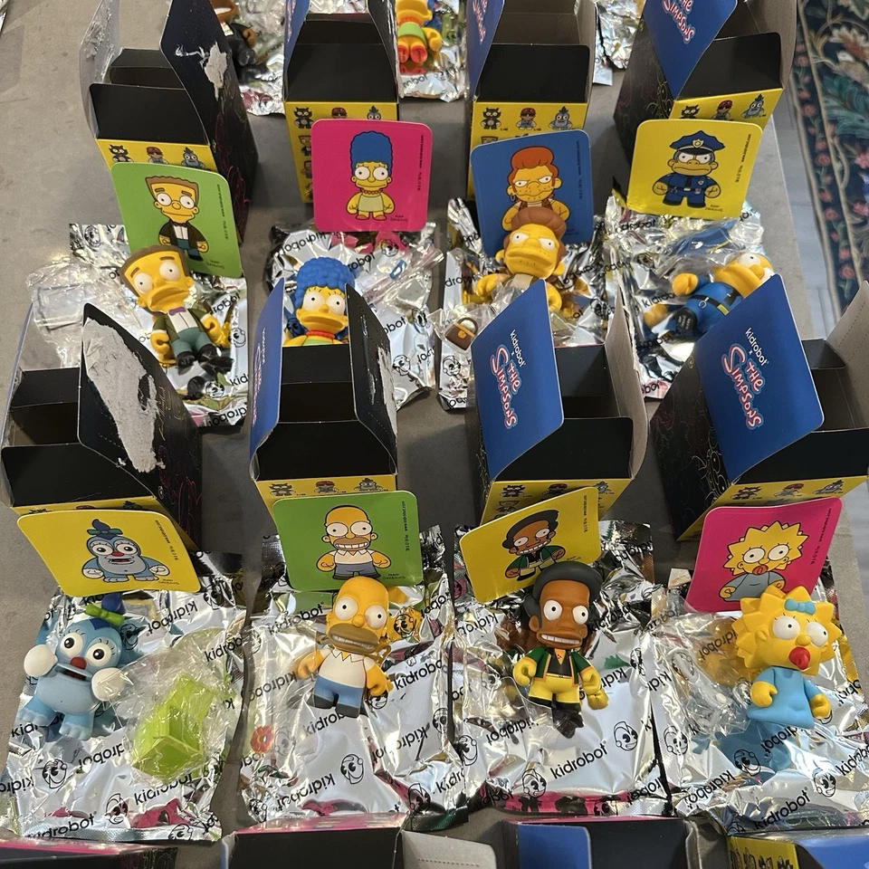 Kidrobot x Los Simpson Serie 1 - Estuche de 24 - 3" Caja Ciega Figuras Vinilo Foto 4 de 4