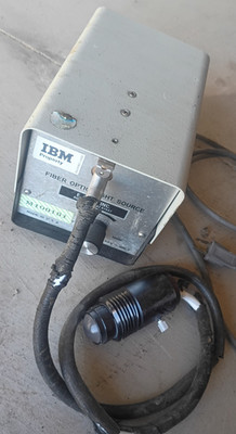E. LEITZ INC. FIBER OPTIC LIGHT SOURCE 115VAC