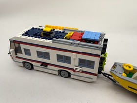 Lego Creator 31052, 3 In 1, Vacation Get Away, READ PLEASE AND SAVE