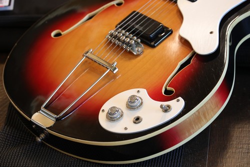 1967 Mosrite Celeb-3 Electric Guitar Sunburst + GB - Picture 4 of 21