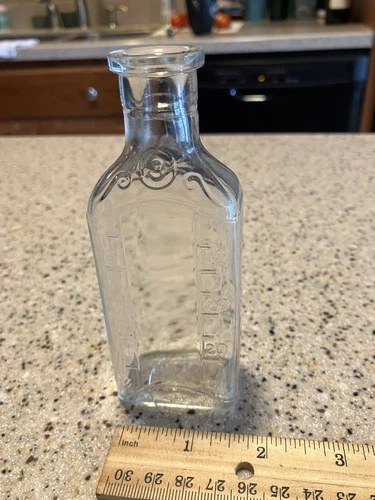 Vtg Antique Illinois Graduated Measurement Embossed Quack Medicine Bottle 