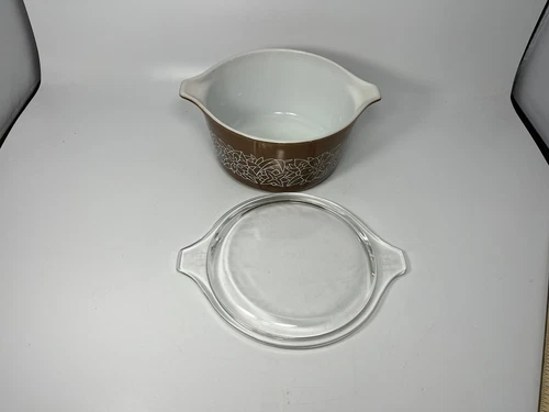 Woodland Brown Vintage Pyrex #473 Cinderella Casserole Dish ( 24-470-c Lid)