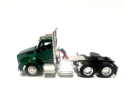 KW Day Cabトレーラー ブームアーム付き 1/64 DCP / FIRST GEAR 1/64 SCALE T-880 KENWORTH DAY CAB, GREEN & CHROME