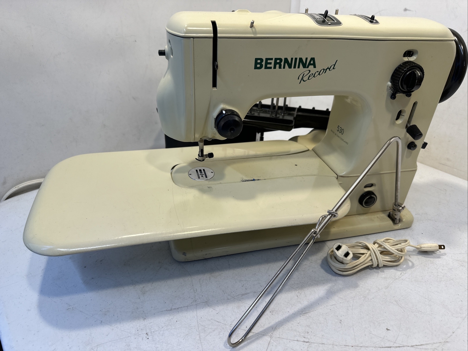 Vtg BERNINA Record 530 Sewing Machine With Extension Table For Repair