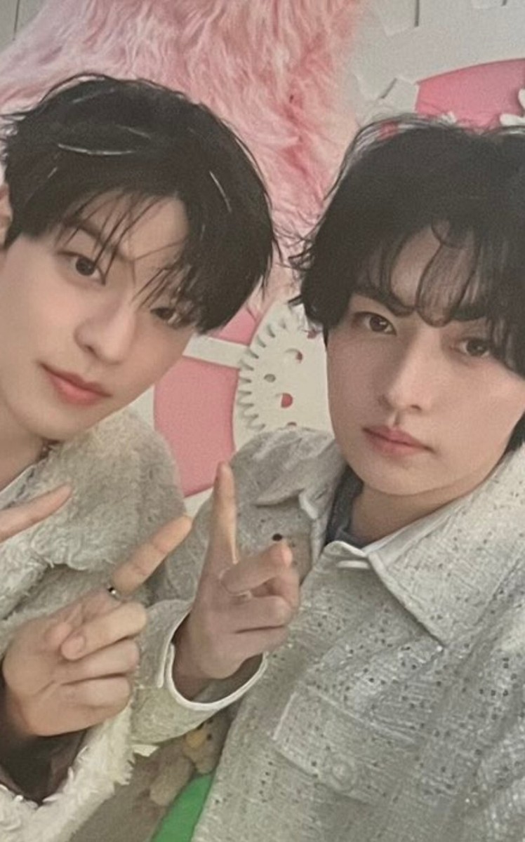 STRAY KIDS SKZOO PHOTOCARD STAY ZONE 5TH FANMEETING 𝗦𝗞𝗭 STRAY KIDS SKZOO PHOTOCARD STAY ZONE 5TH FANMEETING 𝗦𝗞𝗭