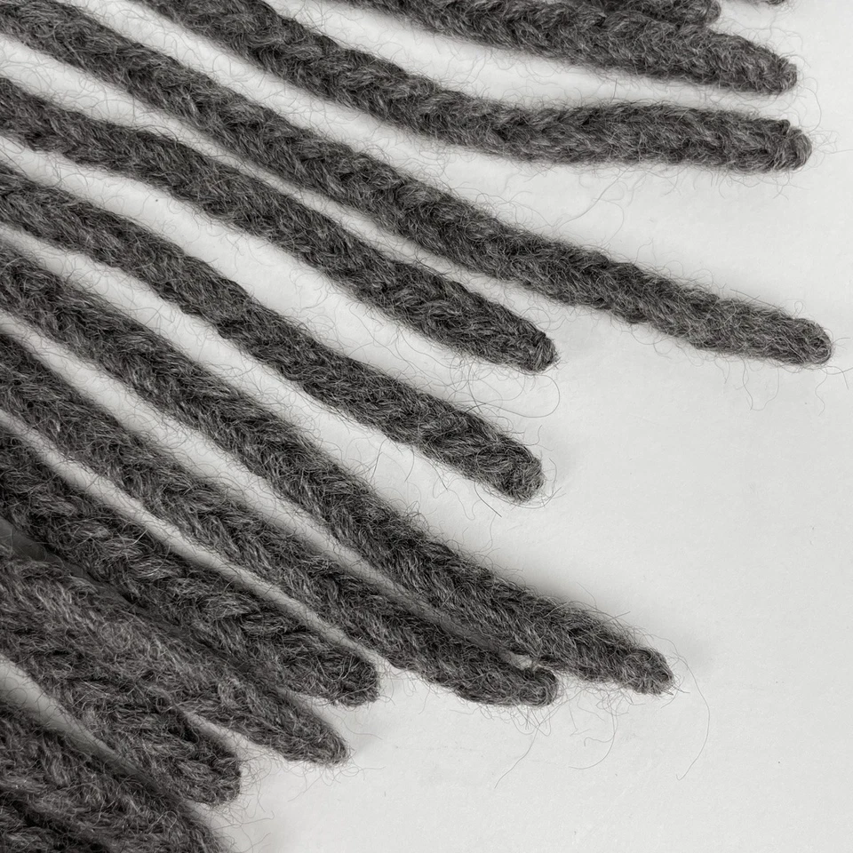 GUCCI Knit Poncho Snood Knit Fringe Zip Up Poncho alpaca hair Gray Women - Image 4 of 4