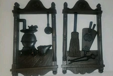 VINTAGE Set of 2 1974  Homco Colonial Kitchen Brown Plastic Hanging Wall Plaques