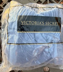 11 pcs-90's Victoria's Secret Lot - Shorts - Mohair Skirt - Sweater - Jeans  NEW