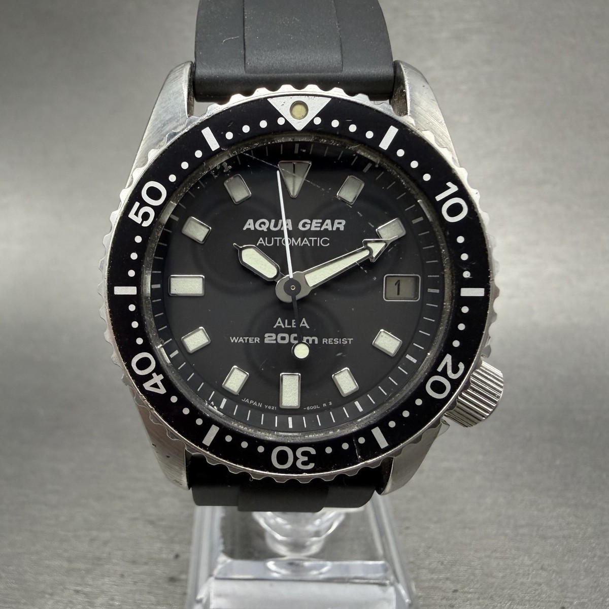 Seiko ALBA Aqua Gear Dive Watch Men 38mm Black Dial Steel Date